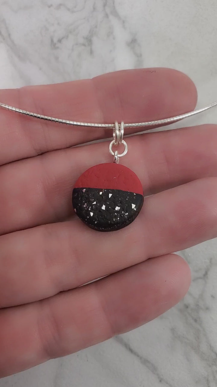 Small Round Pendant - Scarlett