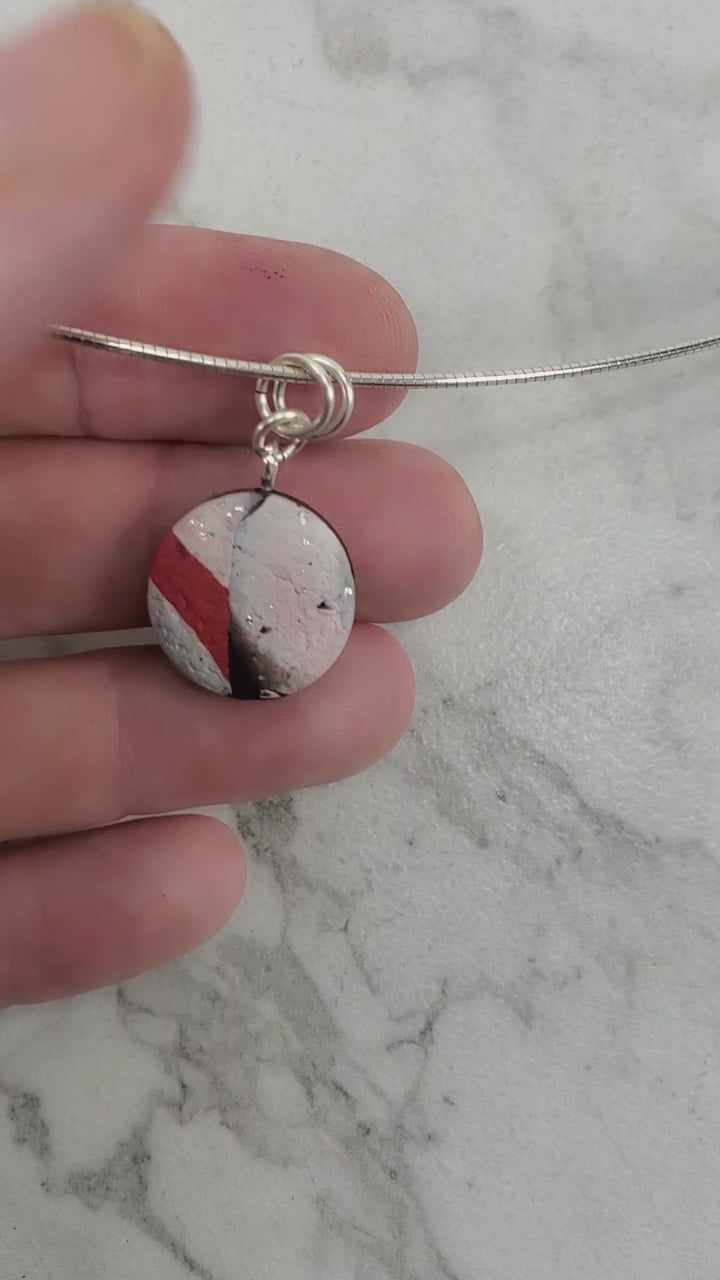 Small Round Pendant - Scarlett